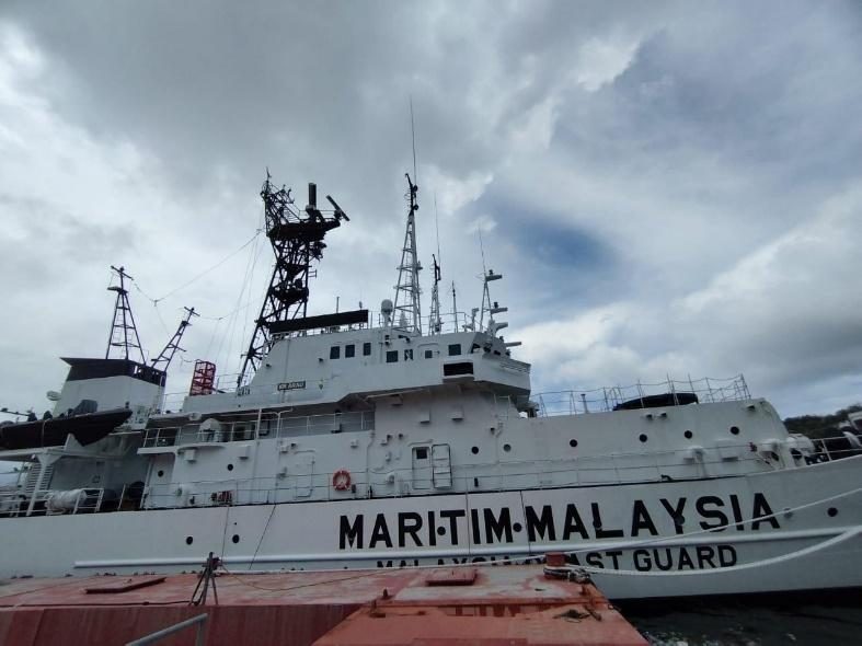 Coast guard vessel alongside, Kota Kinabalu